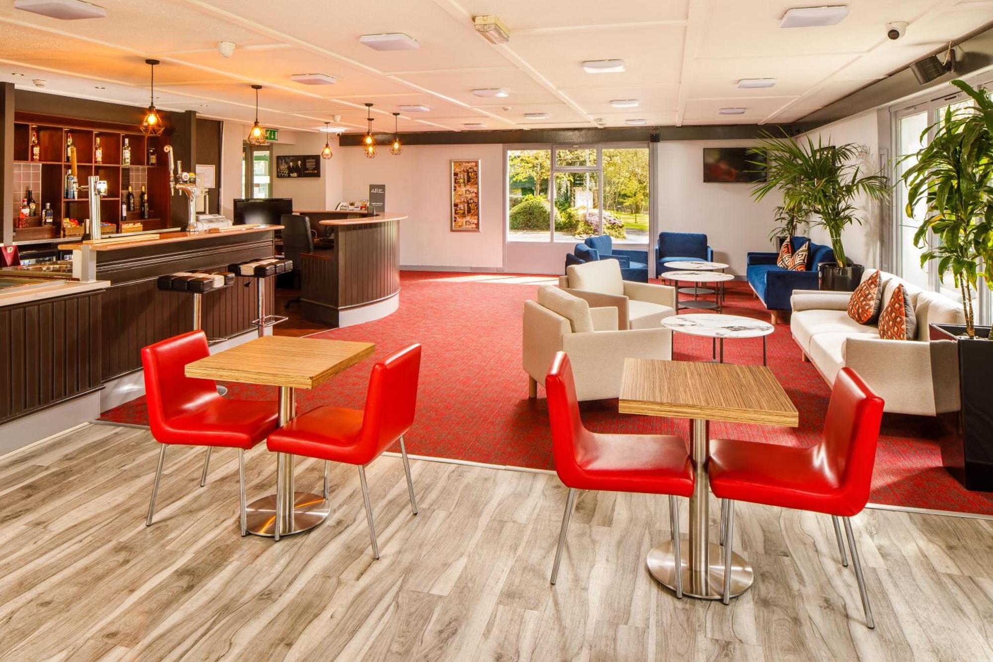 Hotel Ibis Coventry South Esterno foto