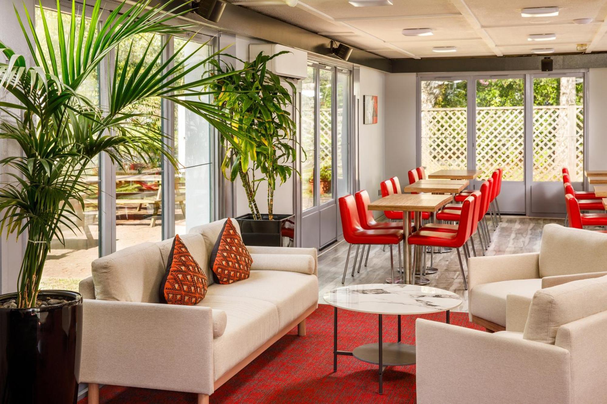Hotel Ibis Coventry South Esterno foto