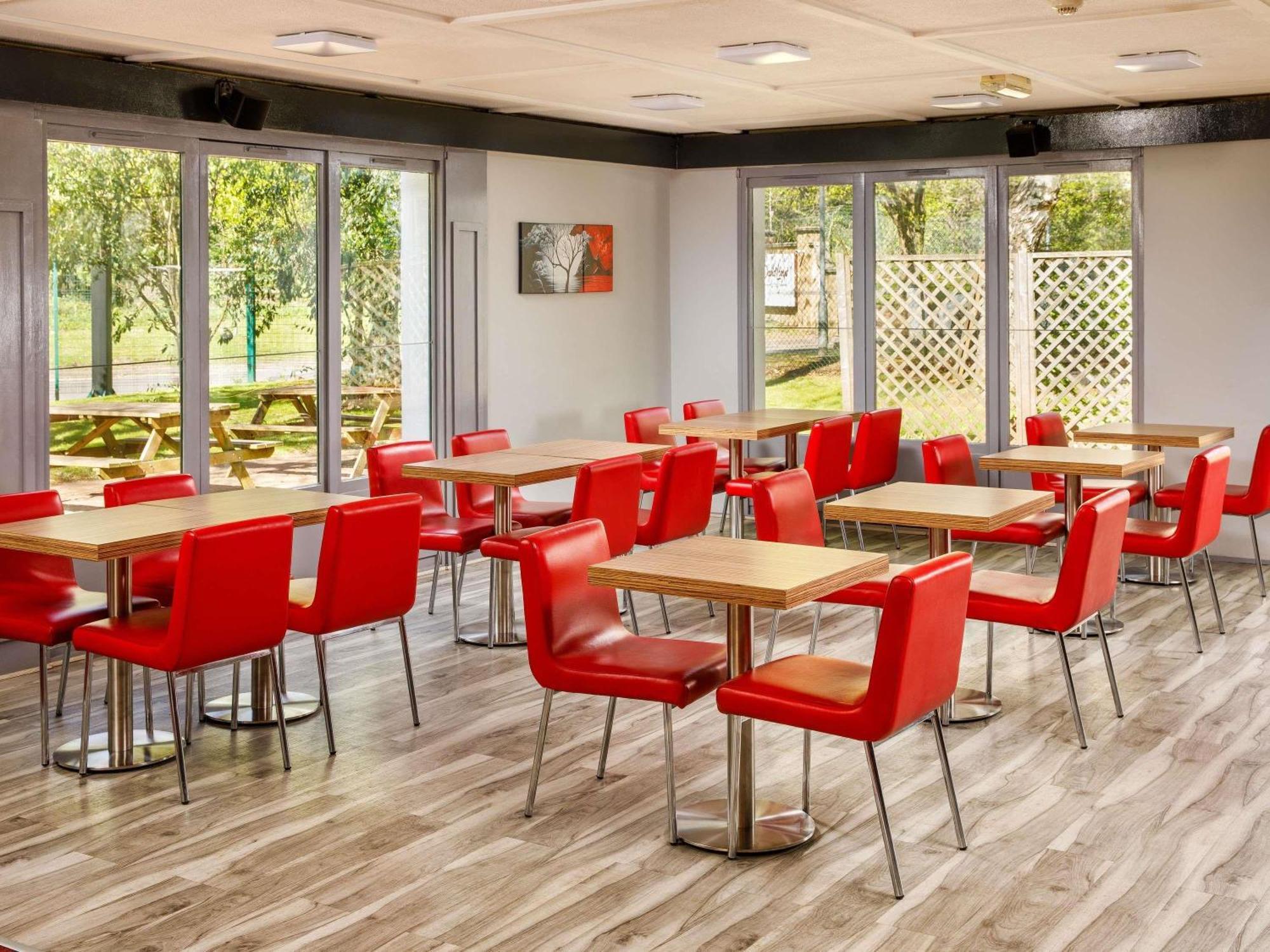 Hotel Ibis Coventry South Esterno foto
